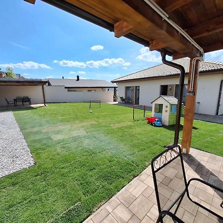 Apartmany Virbo Vrbov Bagian luar foto