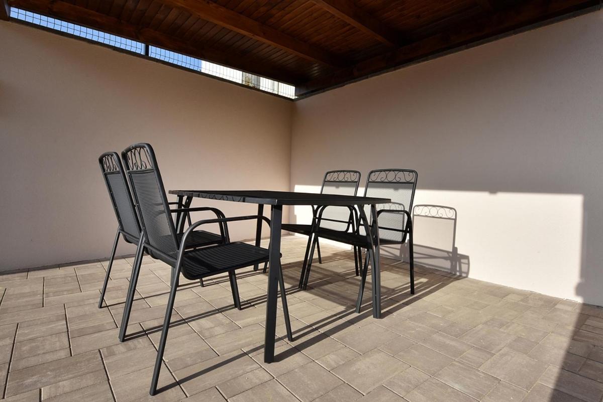 Apartmany Virbo Vrbov Bagian luar foto